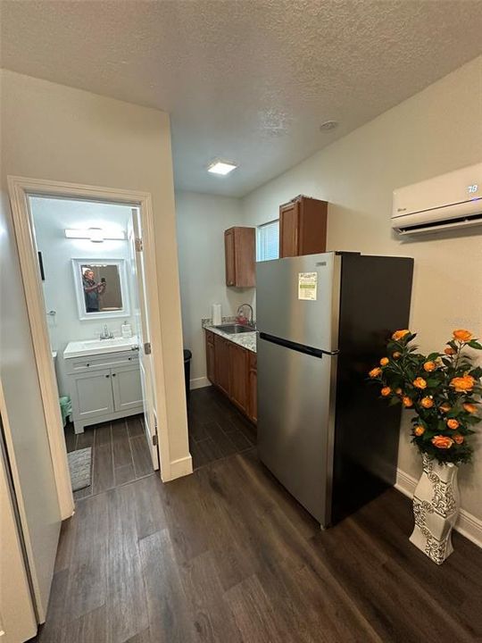 For Sale: $699,900 (5 beds, 3 baths, 2058 Square Feet)