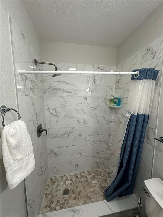 For Sale: $699,900 (5 beds, 3 baths, 2058 Square Feet)