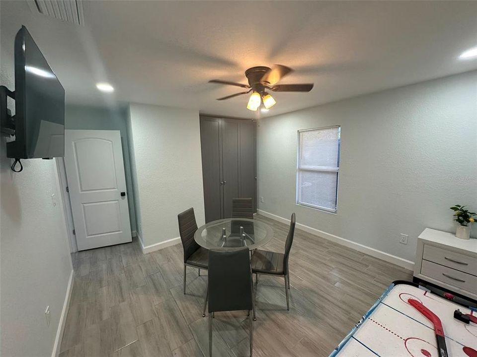 For Sale: $699,900 (5 beds, 3 baths, 2058 Square Feet)