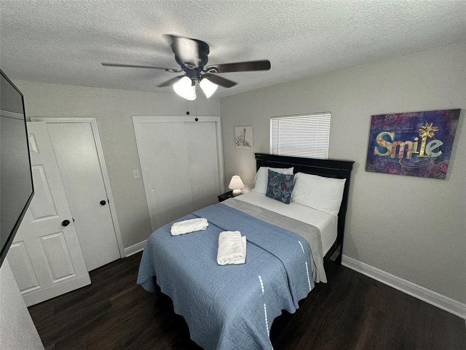 For Sale: $699,900 (5 beds, 3 baths, 2058 Square Feet)