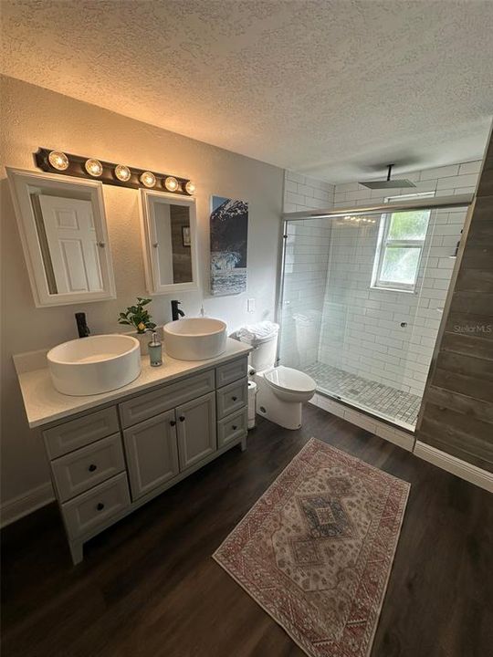 For Sale: $699,900 (5 beds, 3 baths, 2058 Square Feet)