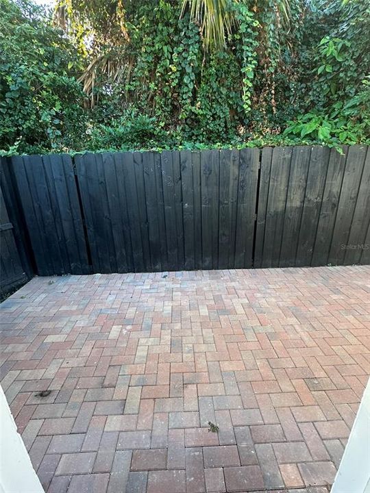 For Sale: $699,900 (5 beds, 3 baths, 2058 Square Feet)