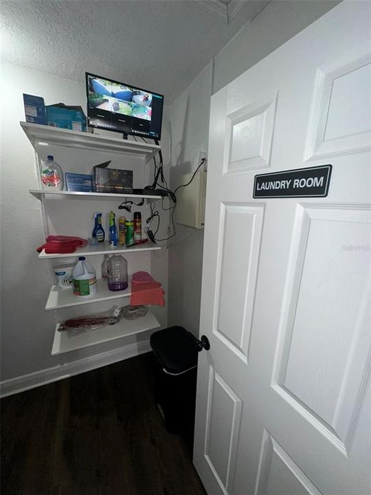 For Sale: $699,900 (5 beds, 3 baths, 2058 Square Feet)