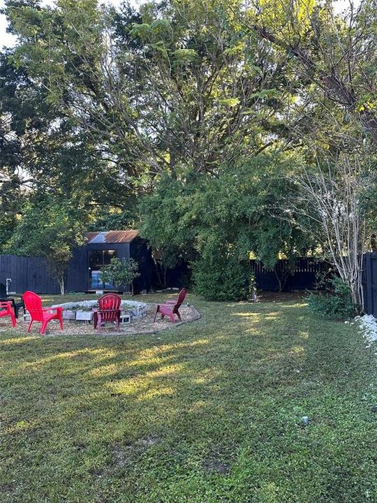 For Sale: $699,900 (5 beds, 3 baths, 2058 Square Feet)