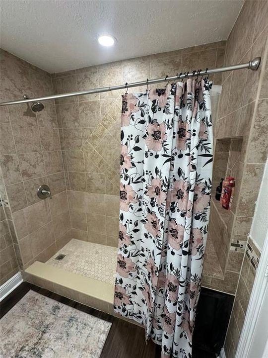 For Sale: $699,900 (5 beds, 3 baths, 2058 Square Feet)