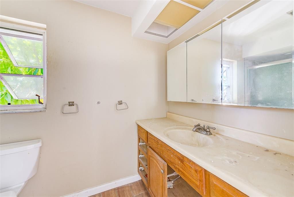 For Sale: $599,000 (4 beds, 3 baths, 2002 Square Feet)