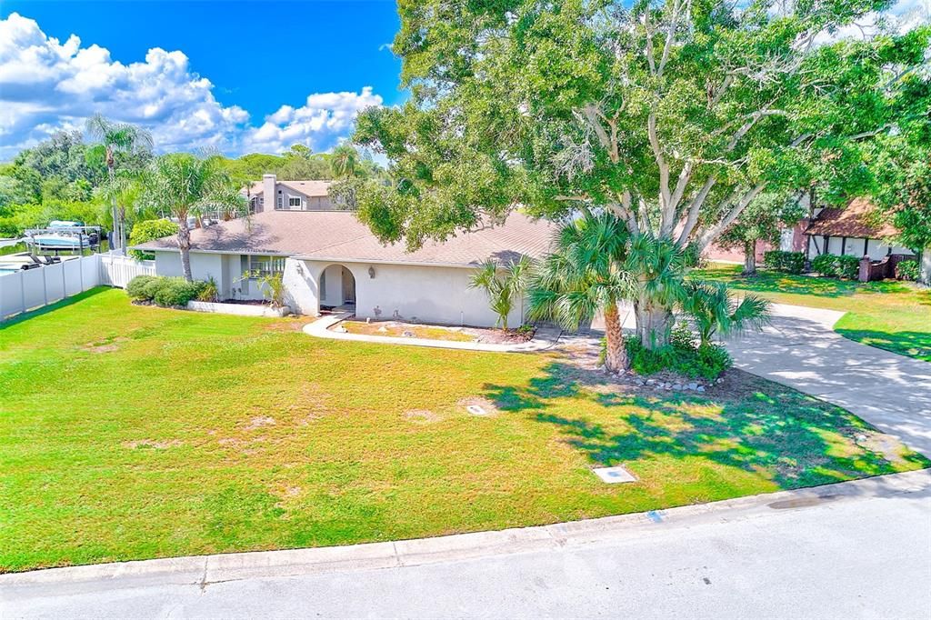 For Sale: $599,000 (4 beds, 3 baths, 2002 Square Feet)