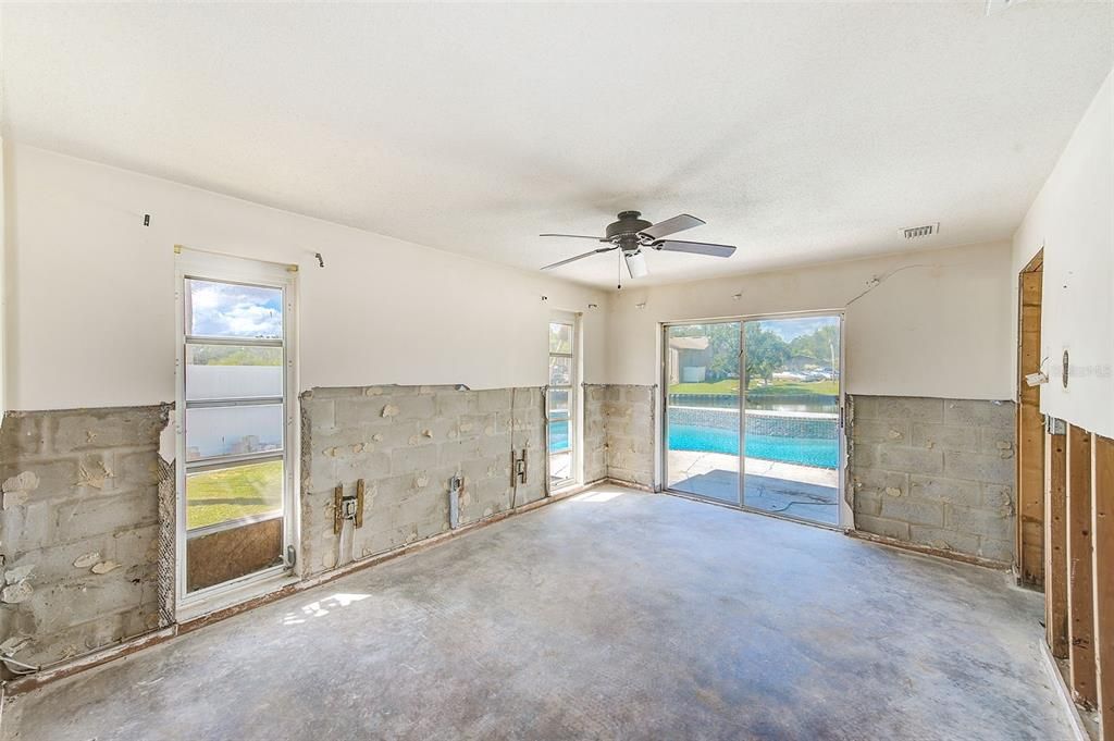 For Sale: $599,000 (4 beds, 3 baths, 2002 Square Feet)