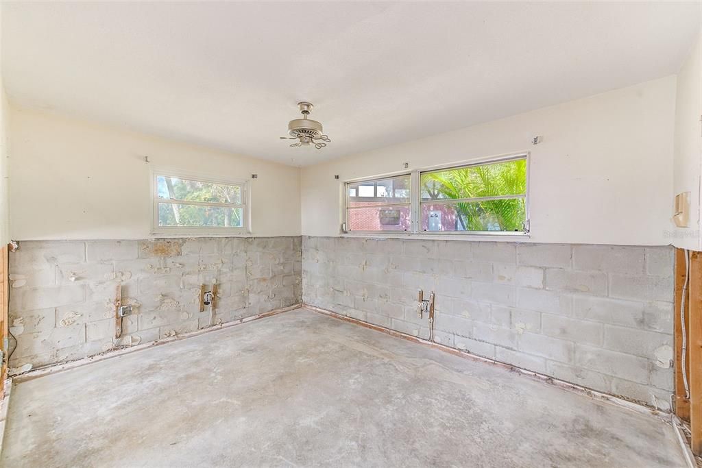 For Sale: $599,000 (4 beds, 3 baths, 2002 Square Feet)