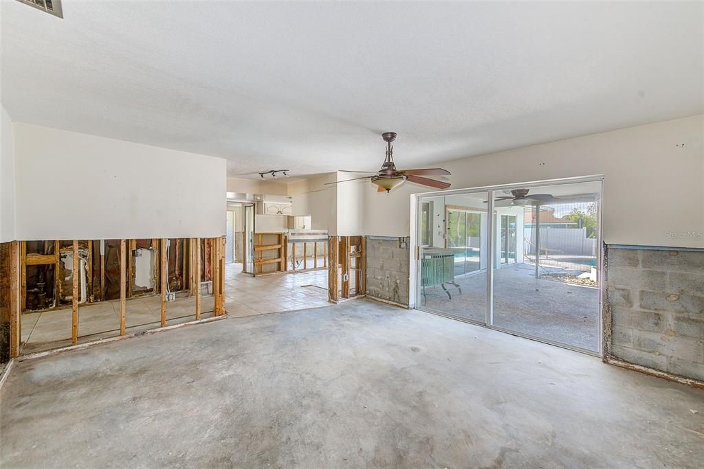 For Sale: $599,000 (4 beds, 3 baths, 2002 Square Feet)