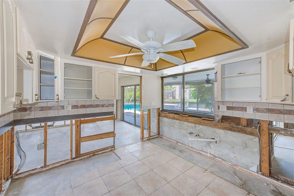 For Sale: $599,000 (4 beds, 3 baths, 2002 Square Feet)