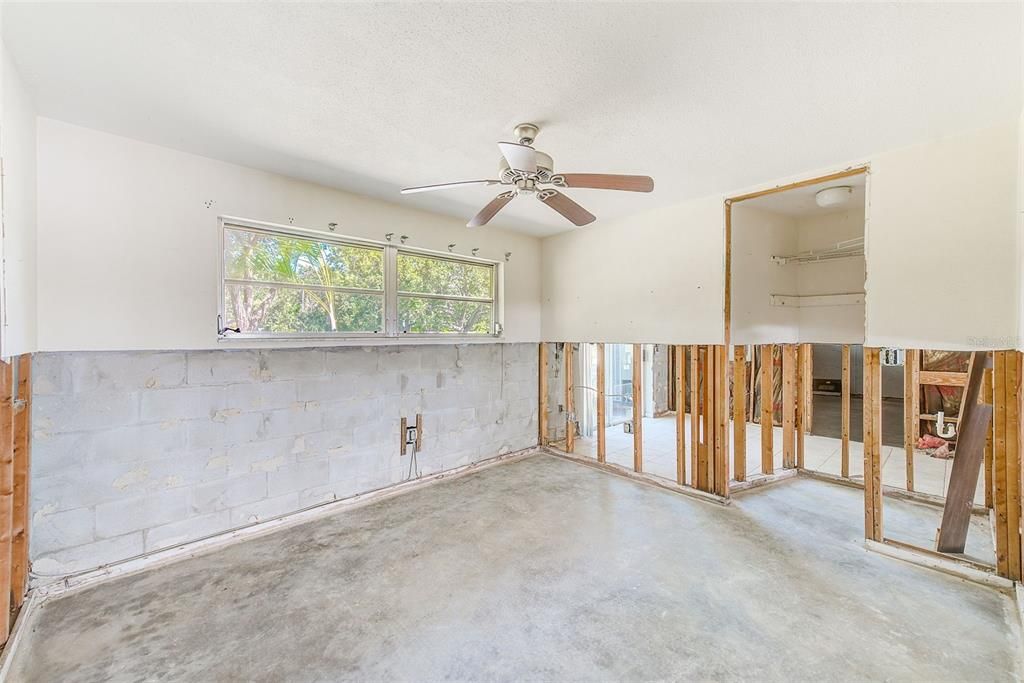 For Sale: $599,000 (4 beds, 3 baths, 2002 Square Feet)