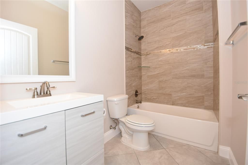 En Renta: $1,850 (4 camas, 2 baños, 1524 Pies cuadrados)