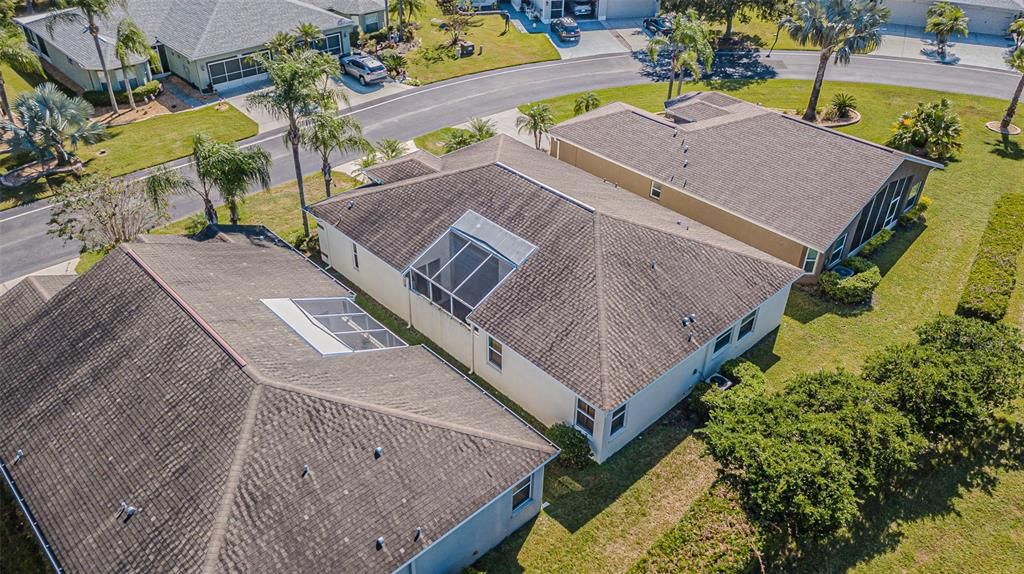 For Sale: $299,900 (3 beds, 3 baths, 1577 Square Feet)