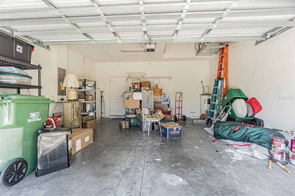 Active With Contract: $265,000 (3 beds, 3 baths, 1577 Square Feet)