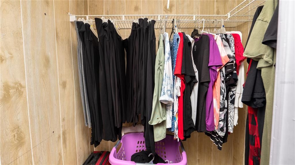 待售: $115,000 (2 贝兹, 2 浴室, 1293 平方英尺)