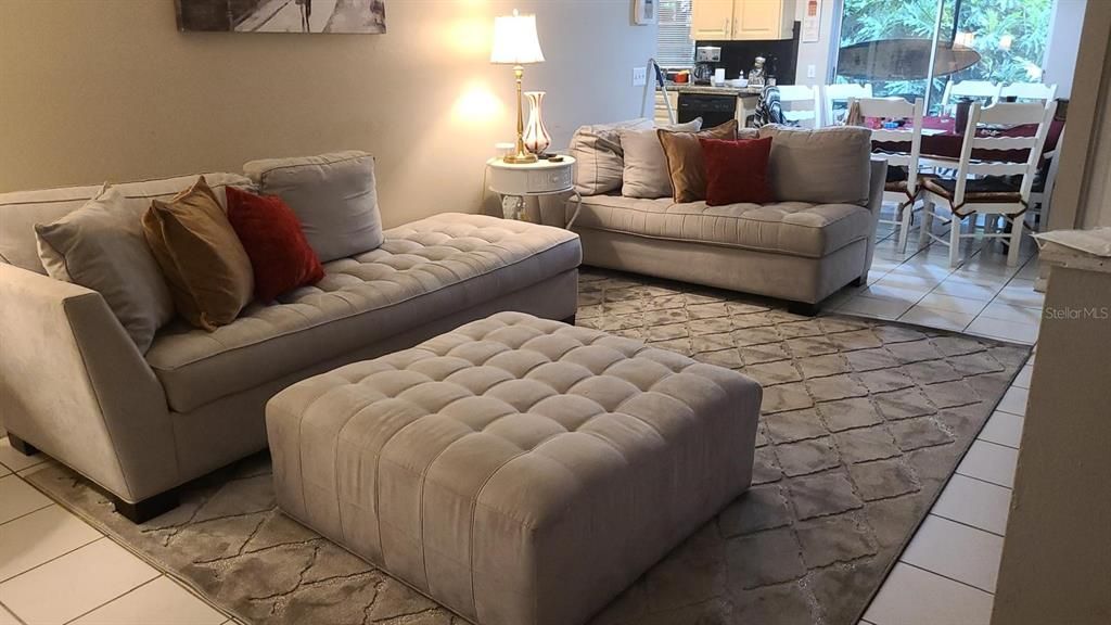 出租: $1,995 (3 贝兹, 2 浴室, 1164 平方英尺)