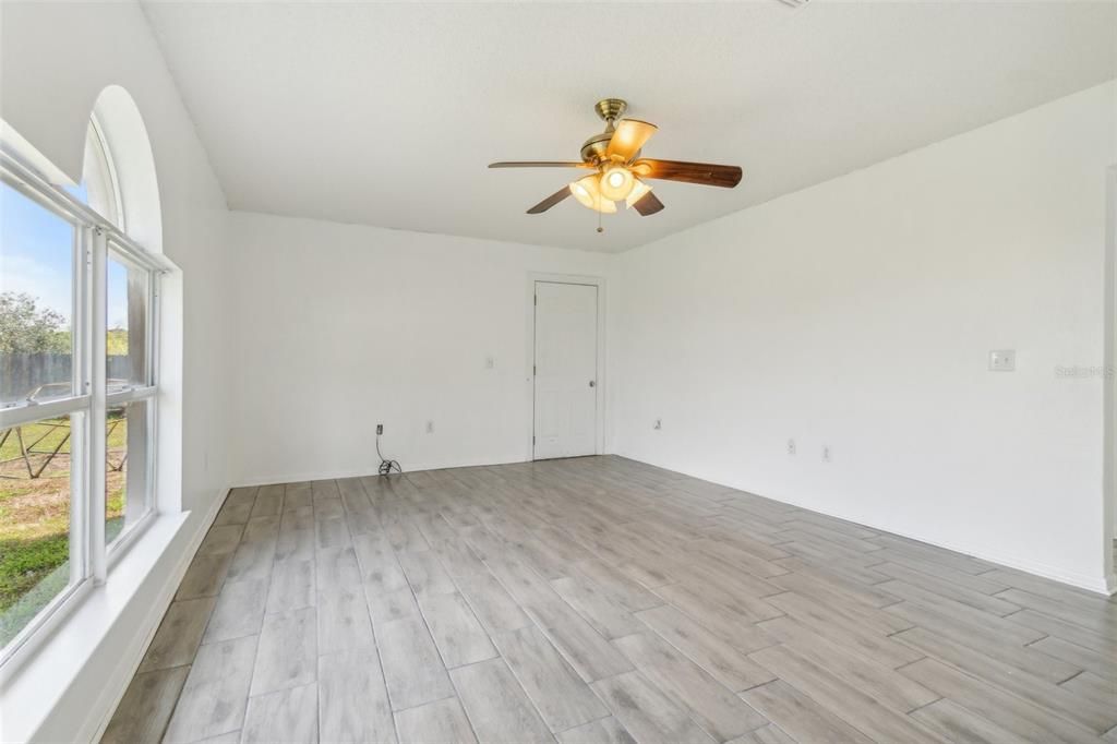 For Sale: $429,000 (4 beds, 2 baths, 2222 Square Feet)