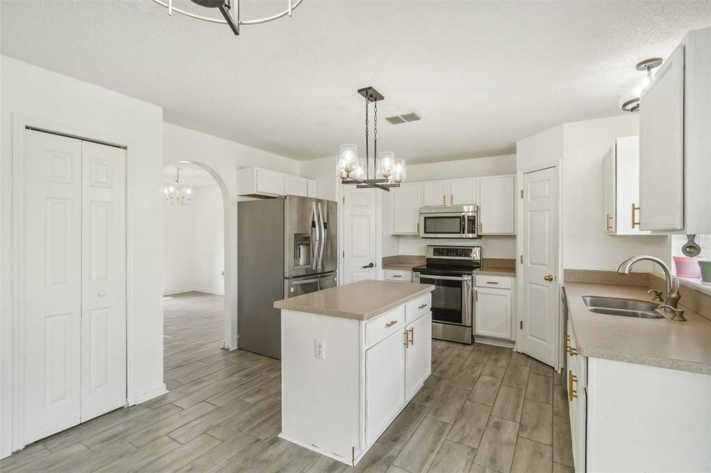 For Sale: $429,000 (4 beds, 2 baths, 2222 Square Feet)