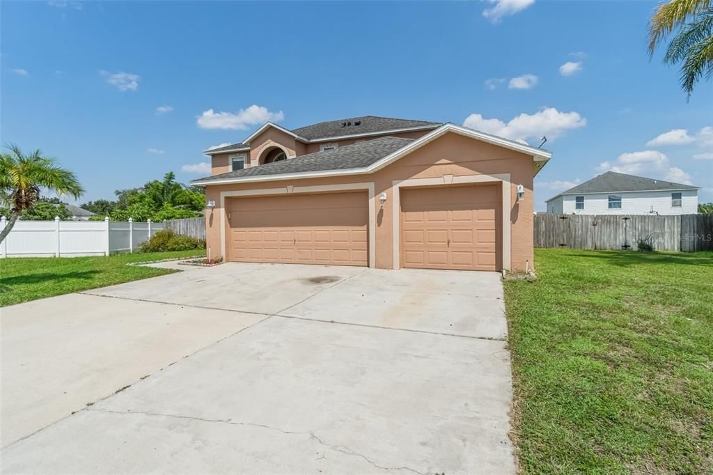 For Sale: $429,000 (4 beds, 2 baths, 2222 Square Feet)