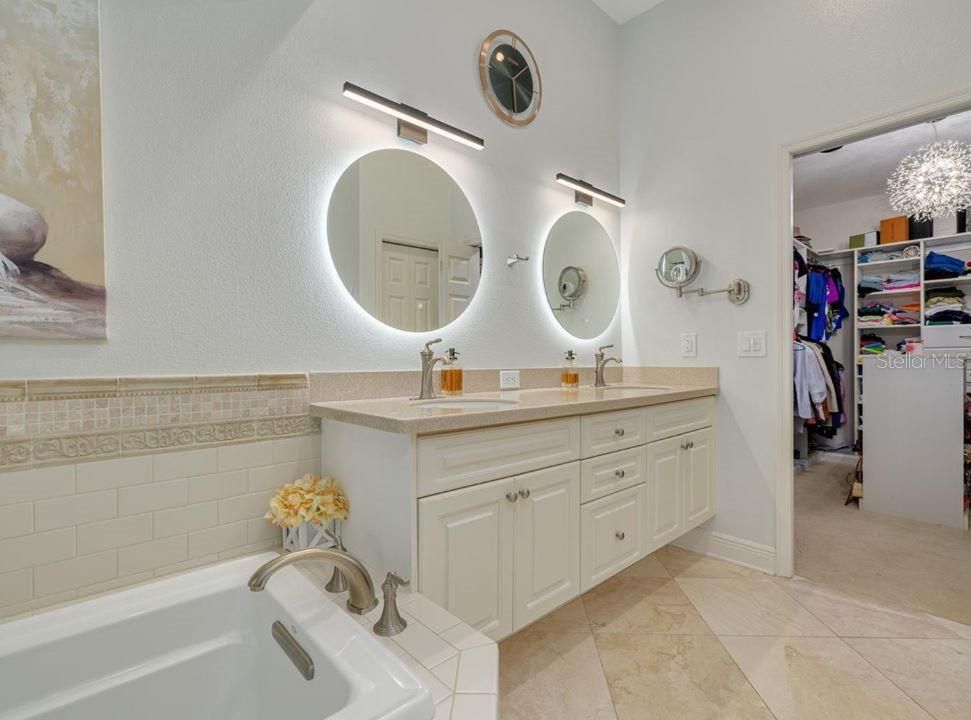 For Rent: $5,100 (4 beds, 4 baths, 2788 Square Feet)