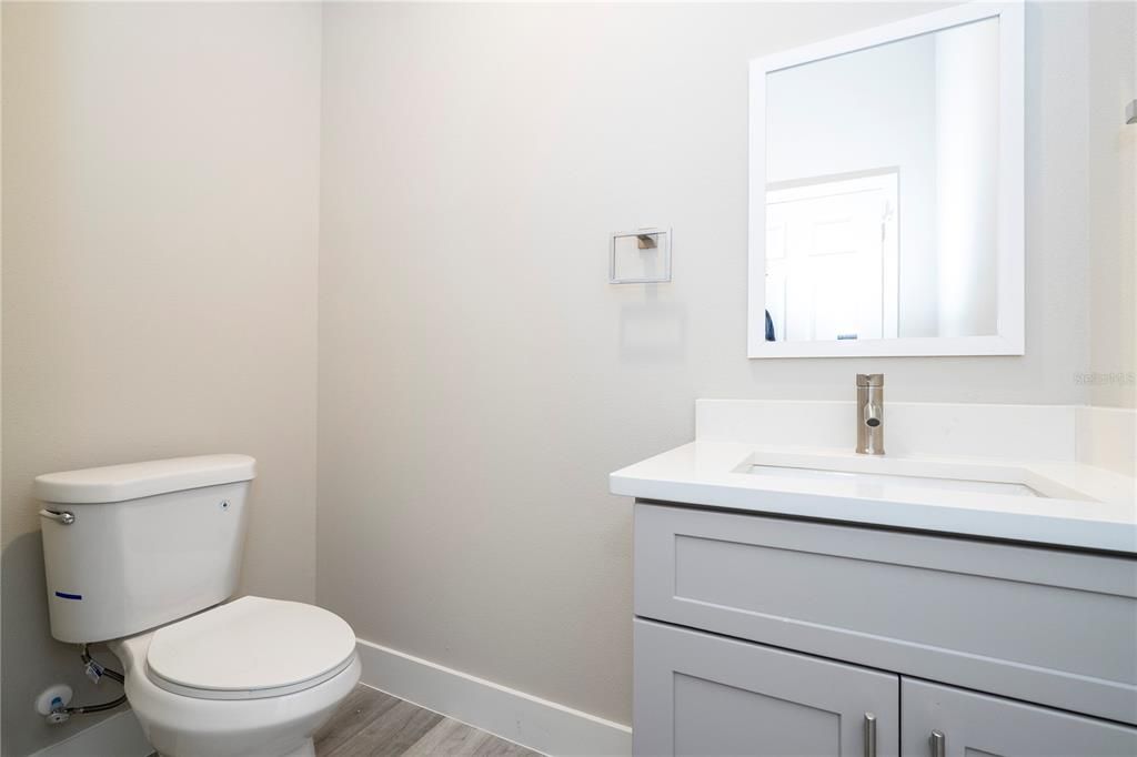 For Sale: $375,900 (3 beds, 2 baths, 1904 Square Feet)