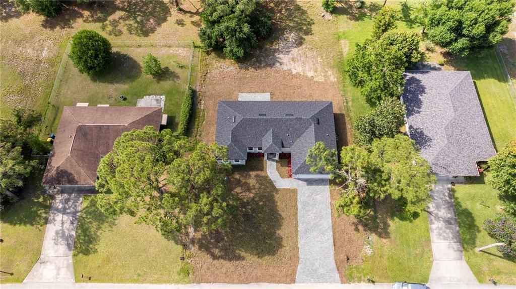 For Sale: $375,900 (3 beds, 2 baths, 1904 Square Feet)