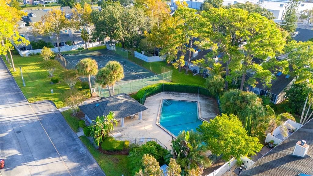 For Sale: $300,000 (2 beds, 2 baths, 1382 Square Feet)