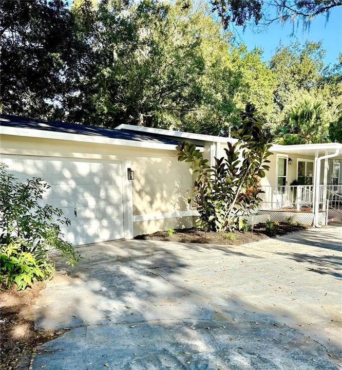 合同活跃: $229,900 (3 贝兹, 2 浴室, 1336 平方英尺)