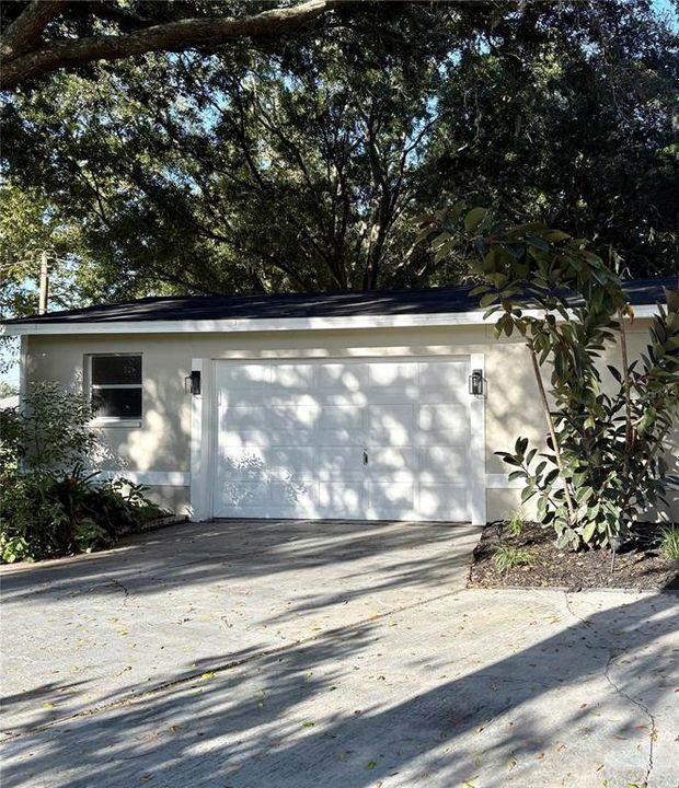 合同活跃: $229,900 (3 贝兹, 2 浴室, 1336 平方英尺)