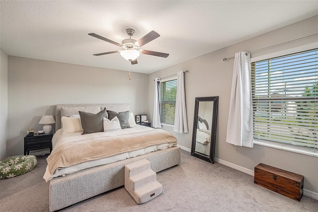 待售: $298,000 (2 贝兹, 2 浴室, 1548 平方英尺)