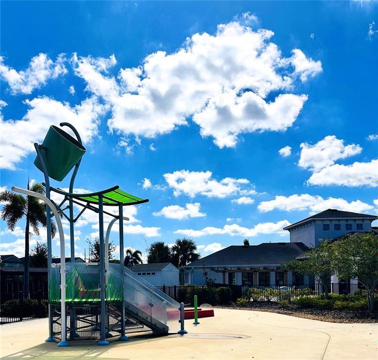 待售: $298,000 (2 贝兹, 2 浴室, 1548 平方英尺)