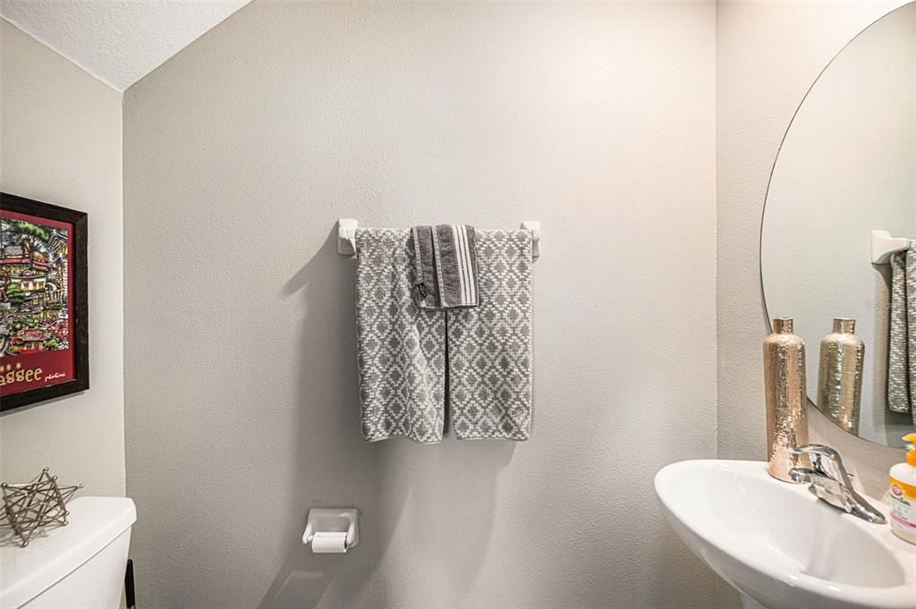 待售: $298,000 (2 贝兹, 2 浴室, 1548 平方英尺)