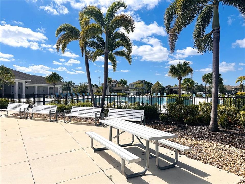 待售: $298,000 (2 贝兹, 2 浴室, 1548 平方英尺)