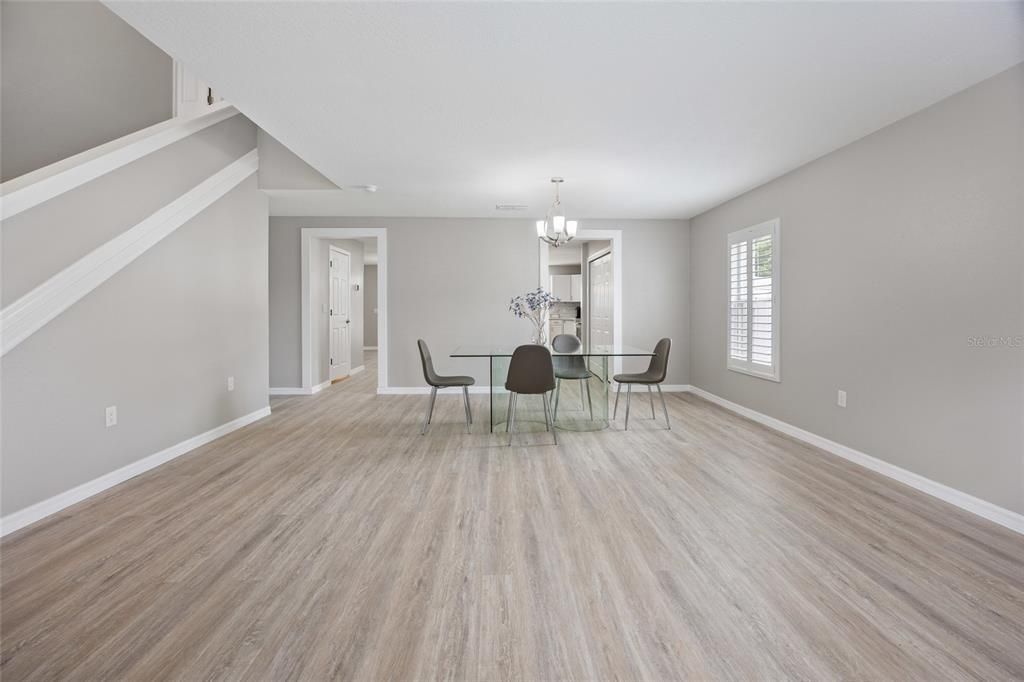 На продажу: $490,525 (4 спален, 3 ванн, 3010 Квадратных фут)