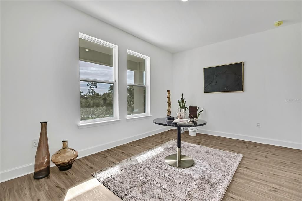 En Venta: $398,990 (4 camas, 3 baños, 2061 Pies cuadrados)