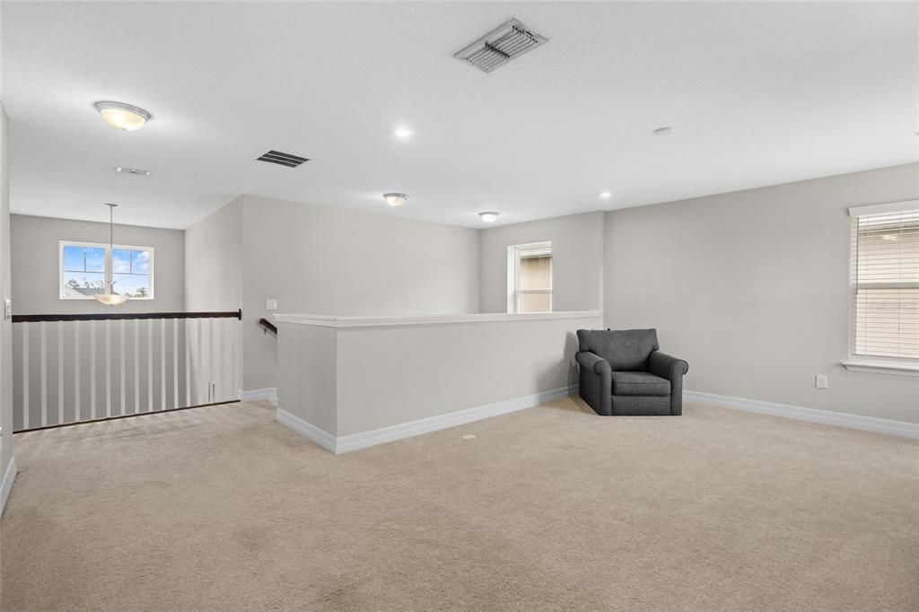 待售: $639,990 (5 贝兹, 4 浴室, 3202 平方英尺)