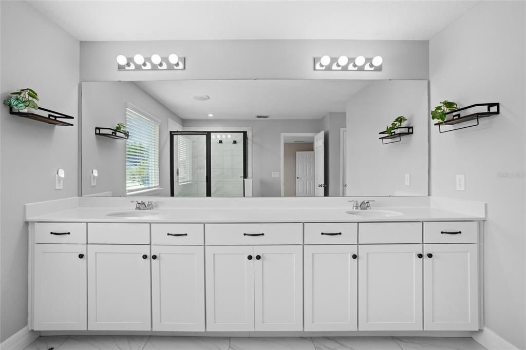 待售: $639,990 (5 贝兹, 4 浴室, 3202 平方英尺)