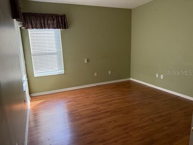 В аренду: $4,000 (5 спален, 4 ванн, 3360 Квадратных фут)