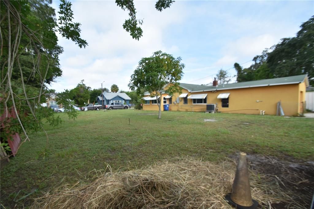 Под контрактом: $80,000 (0.12 acres)