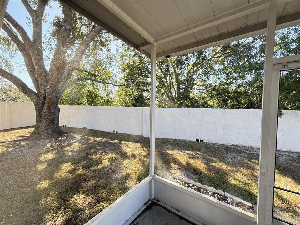 For Rent: $2,895 (6 beds, 3 baths, 2806 Square Feet)