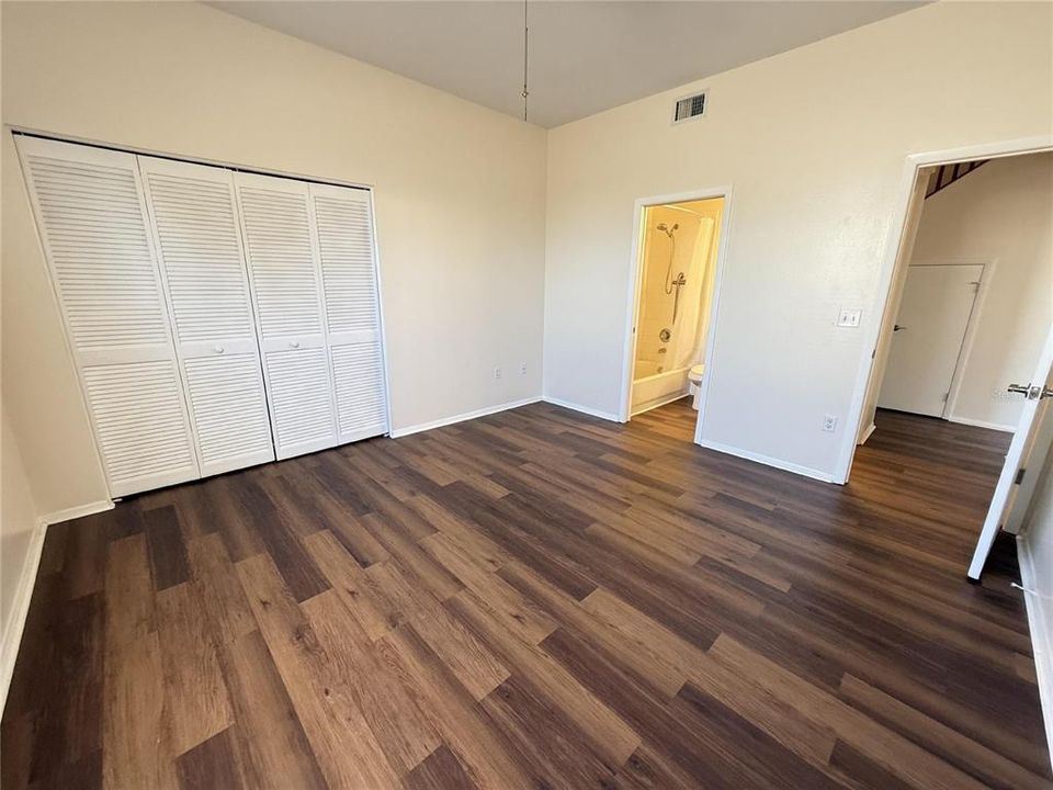 For Rent: $2,895 (6 beds, 3 baths, 2806 Square Feet)