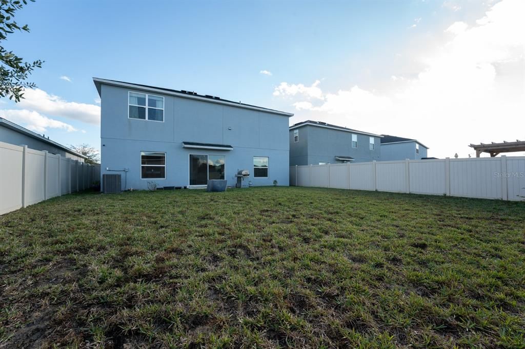 For Sale: $390,000 (4 beds, 2 baths, 2143 Square Feet)