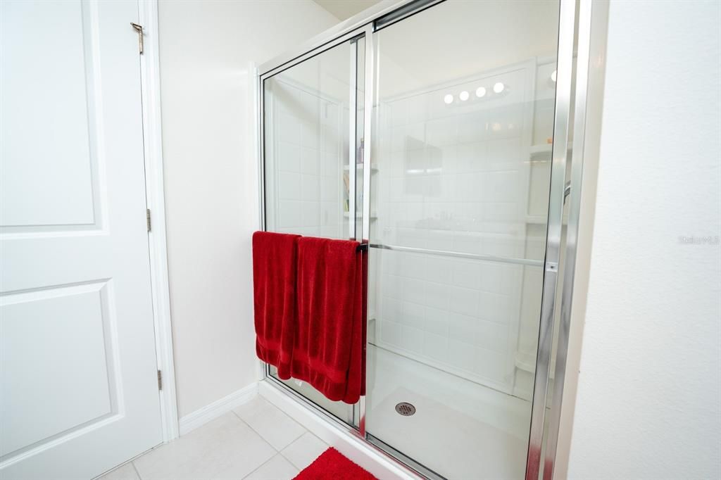 For Sale: $390,000 (4 beds, 2 baths, 2143 Square Feet)