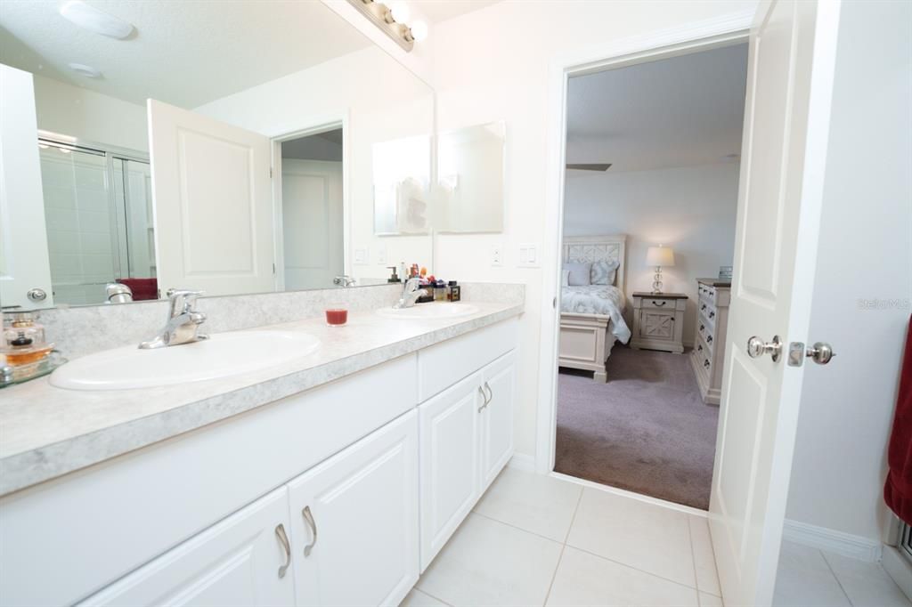 For Sale: $390,000 (4 beds, 2 baths, 2143 Square Feet)