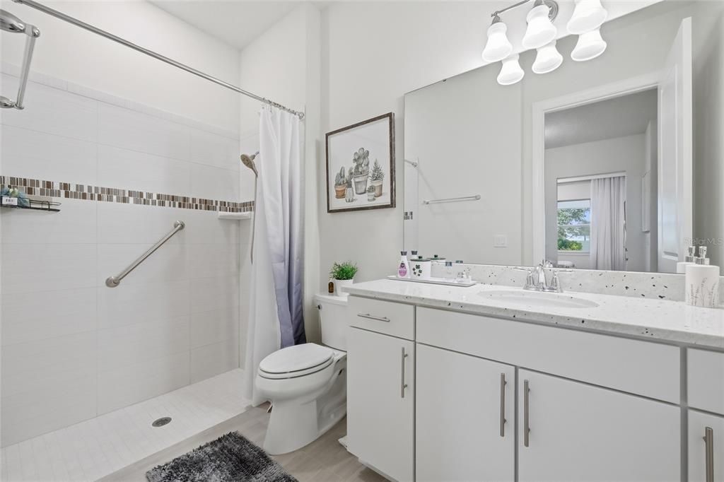 На продажу: $1,580,000 (6 спален, 5 ванн, 4688 Квадратных фут)