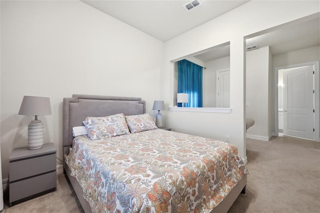 На продажу: $1,580,000 (6 спален, 5 ванн, 4688 Квадратных фут)