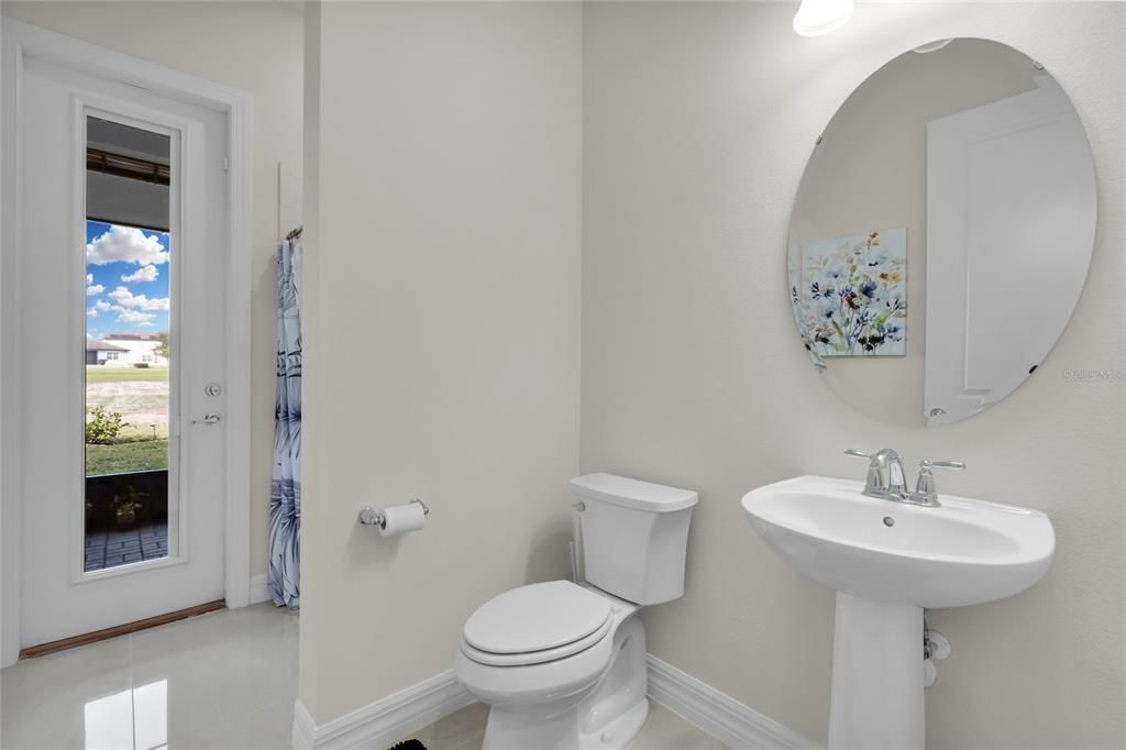 На продажу: $1,580,000 (6 спален, 5 ванн, 4688 Квадратных фут)