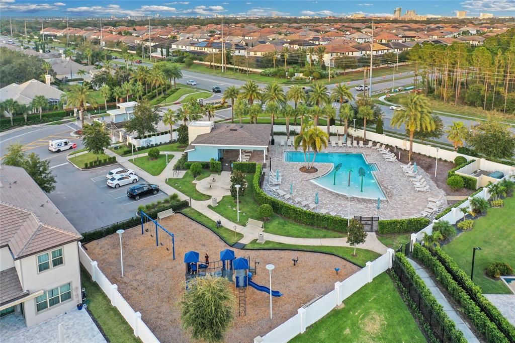 На продажу: $1,580,000 (6 спален, 5 ванн, 4688 Квадратных фут)