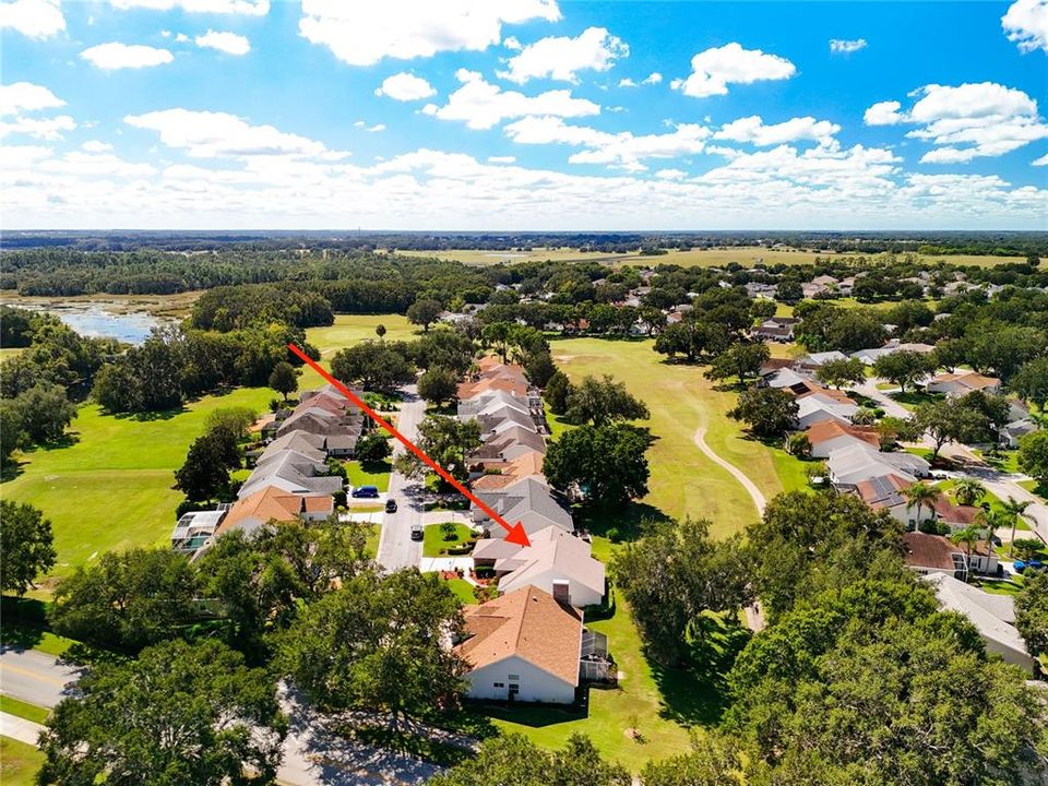 Под контрактом: $289,900 (3 спален, 2 ванн, 1963 Квадратных фут)